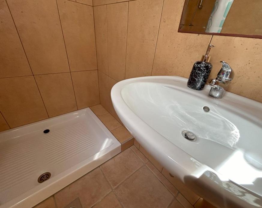 רדובליצ'ה Sos Apartments מראה חיצוני תמונה